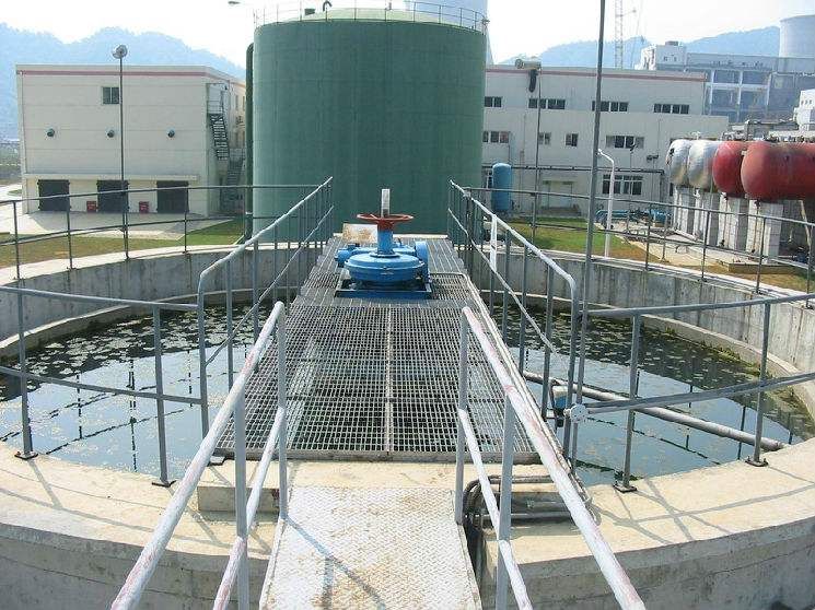 Equipment for Treating Black and Odorous Water Bodies in Rivers